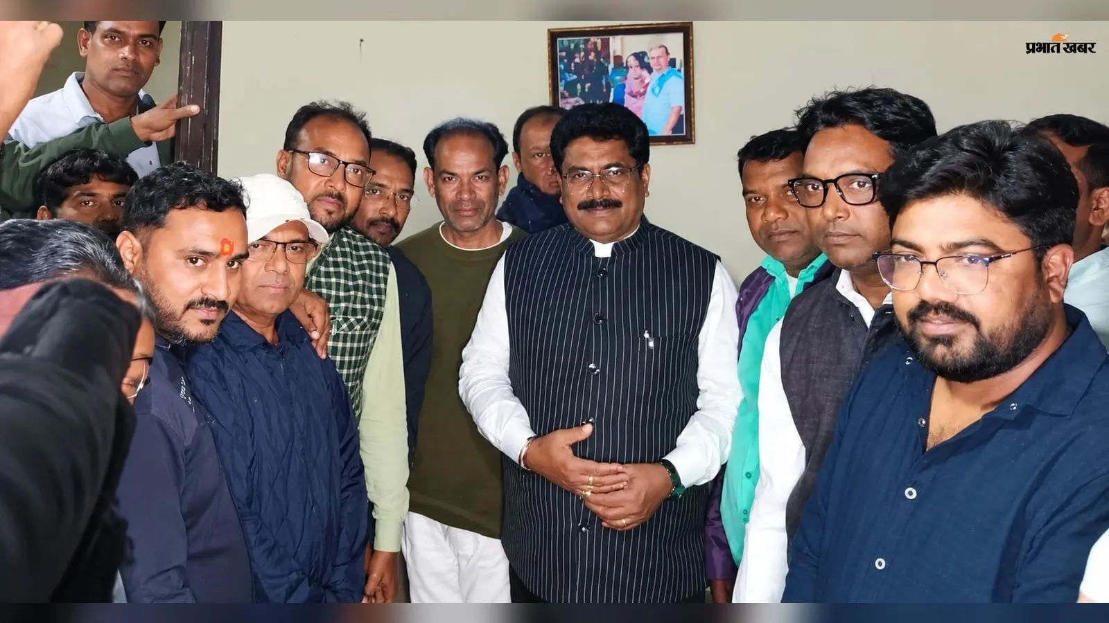 साधारण ढाबा क्यों बना राजनेताओं और अफसरों की पहली पसंद? मुख्यमंत्री के बाद अब मंत्री भी पहुंचे