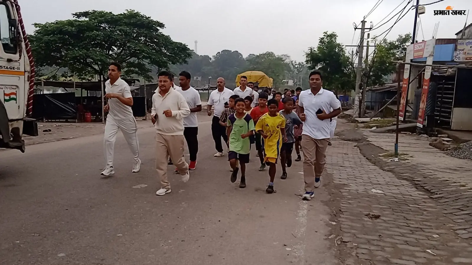 पालकोट में राष्ट्रीय एकता दिवस पर निकली रन फॉर यूनिटी, स्कूली बच्चों ने लगायी दौड़