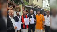 Watch Video: PM मोदी के दिवंगत पिता पर टिप्पणी का मामला गर्माया! मल्लिकार्जुन खरगे के खिलाफ लखीसराय कोर्ट में परिवाद दायर