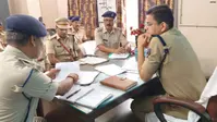 Watch Video: 'आधे घंटे में पुलिस पहुंचेगी तो बर्दाश्त नहीं!' जमालपुर में SP की कड़ी चेतावनी, डायल 112 को 10 मिनट में पहुंचने का आदेश
