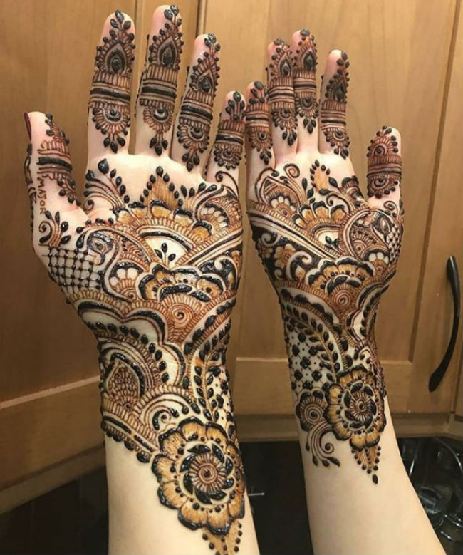 Mehndi Design : Karwa Chauth 2020 व्रत के लिए यहां से चुनें सरल और लेटेस्ट मेहंदी डिजाइन
