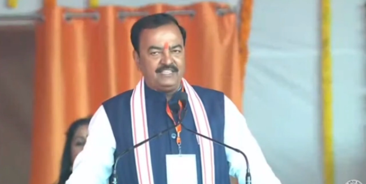 PM Modi Visit Prayagraj LIVE: PM मोदी ने महिला सशक्तिकरण को किया नमन, बोले- आज UP में सुरक्षा भी है, अधिकार भी