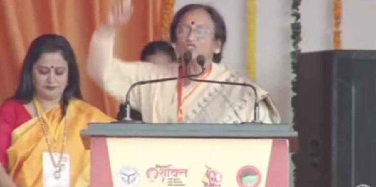 PM Modi Visit Prayagraj LIVE: PM मोदी ने महिला सशक्तिकरण को किया नमन, बोले- आज UP में सुरक्षा भी है, अधिकार भी