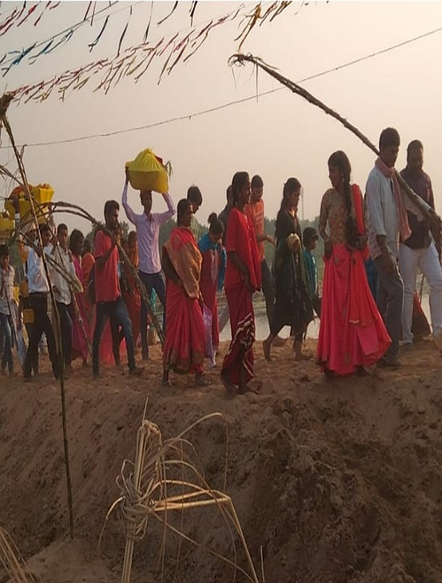Chhath Puja 2022: नीतीश के सरकारी आवास पर लोक आस्था के पर्व की रौनक, छठ से जुड़ी देखें ये 6 तस्वीरें