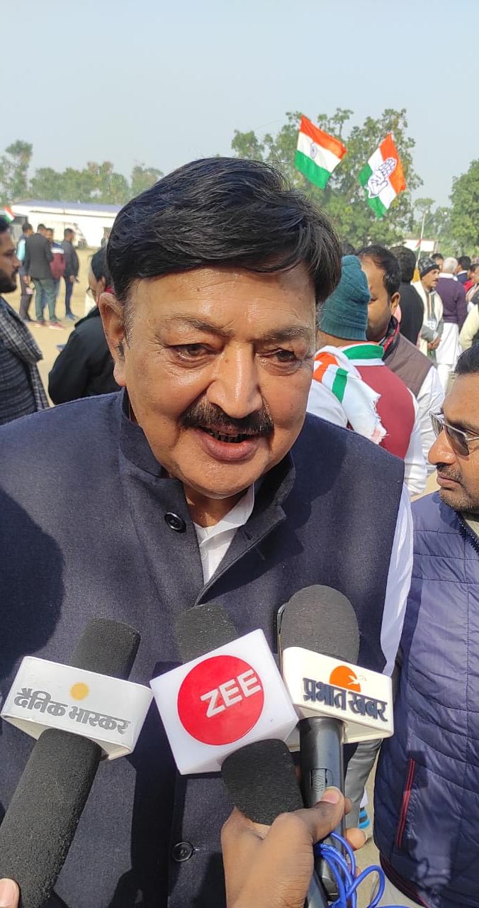 Bharat Jodo Yatra Bihar Live: बिहार में पहले पड़ाव पर पहुंचा भारत जोड़ो यात्रा, पहले दिन उमड़ा जन सैलाव